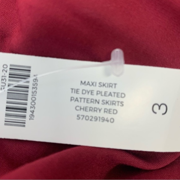 Chicos 3 Maxi Skirt US 16/18 Pull On  Pleated Cherry Red Print  Lined Boho Flowy - Picture 8 of 13